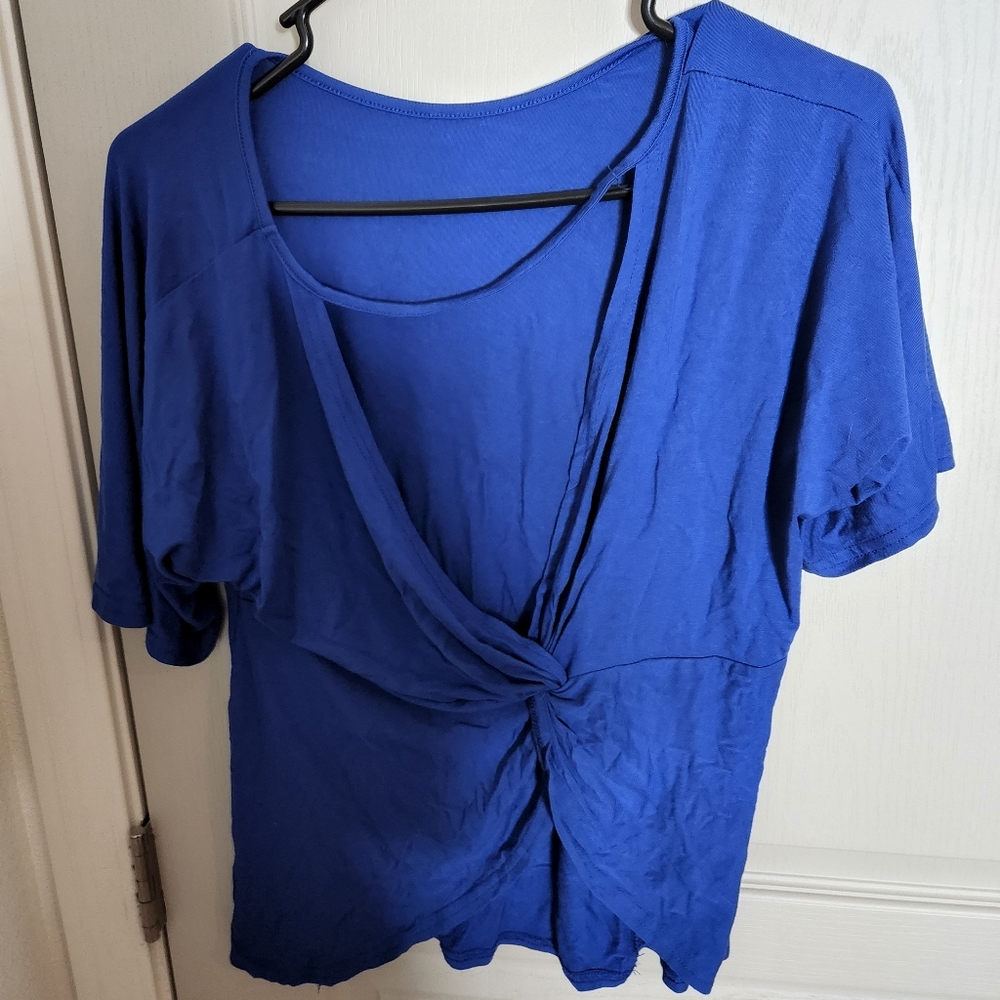 BYSBZD Backless Top - Picture 7 of 10
